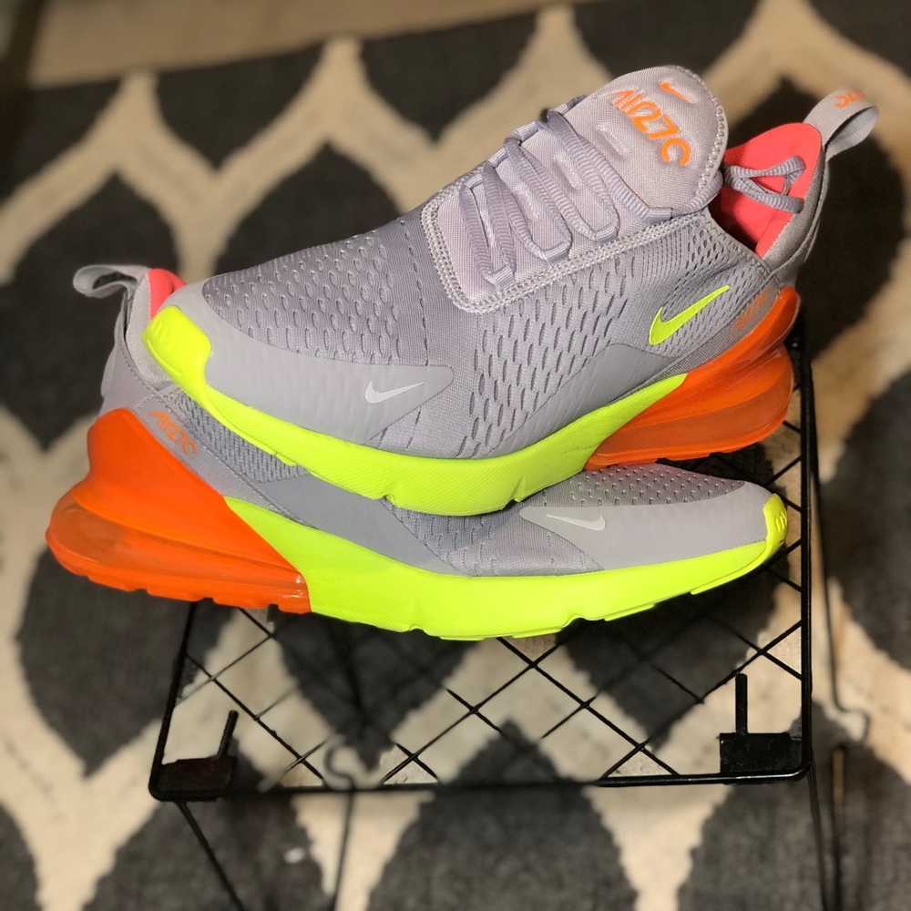 Air Max 270 Grey Volt Orange